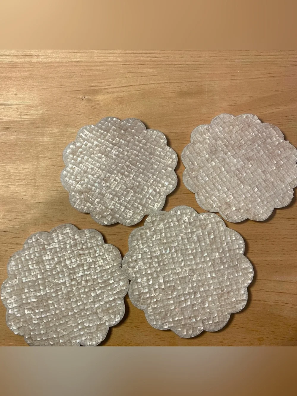 Beautiful Vintage Mother Of Pearl Leila’s Linens Set Of 4 Placemats